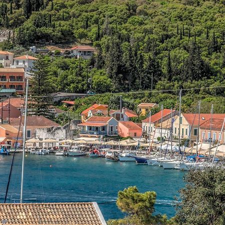Fiscardo Bay Hotel フィスカルドン エクステリア 写真