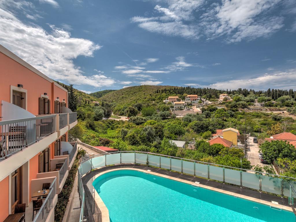 Fiscardo Bay Hotel フィスカルドン エクステリア 写真